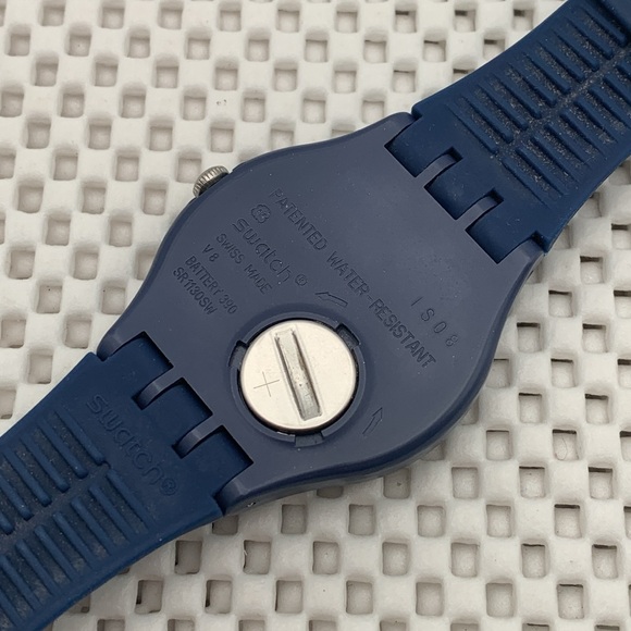 Swatch Watch - SUON106 - FOR THE LOVE OF K - Picture 5 of 11